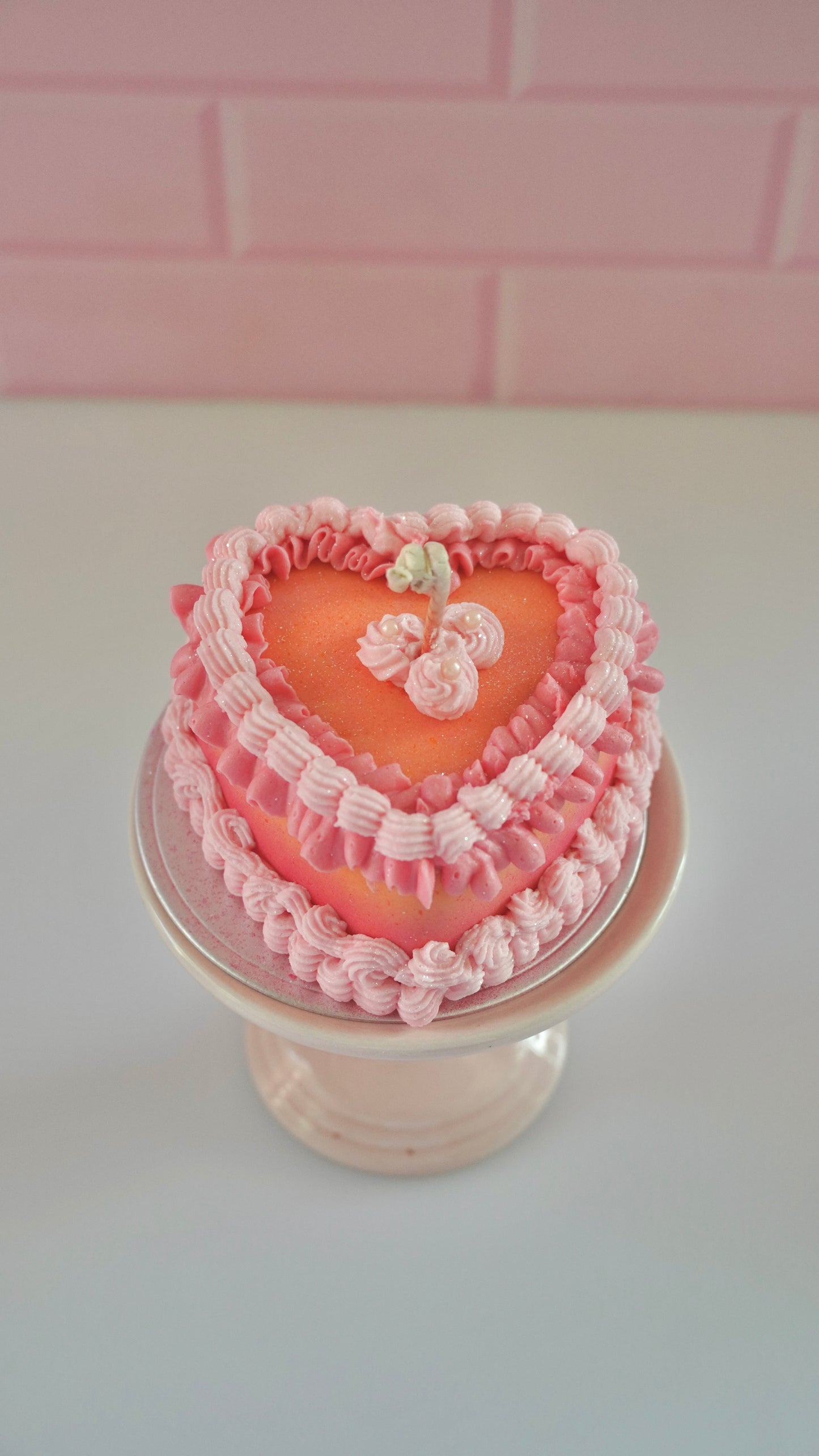 Retro Heart Sunset Candle