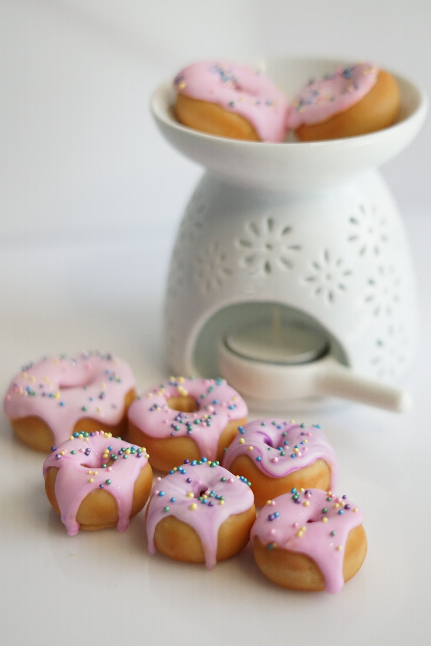 8 donut wax melts