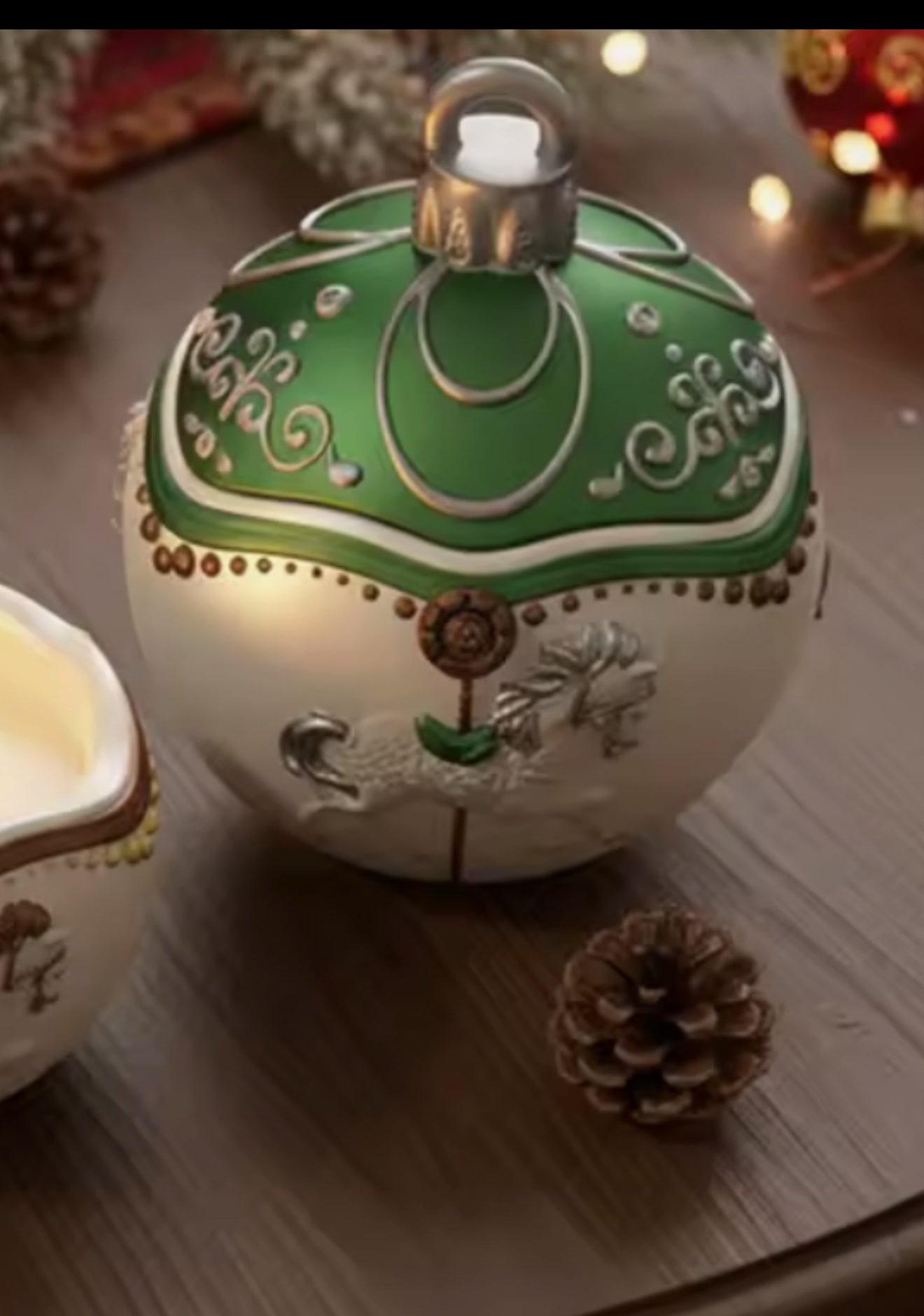 2025 Limited Edition Ornament Candle