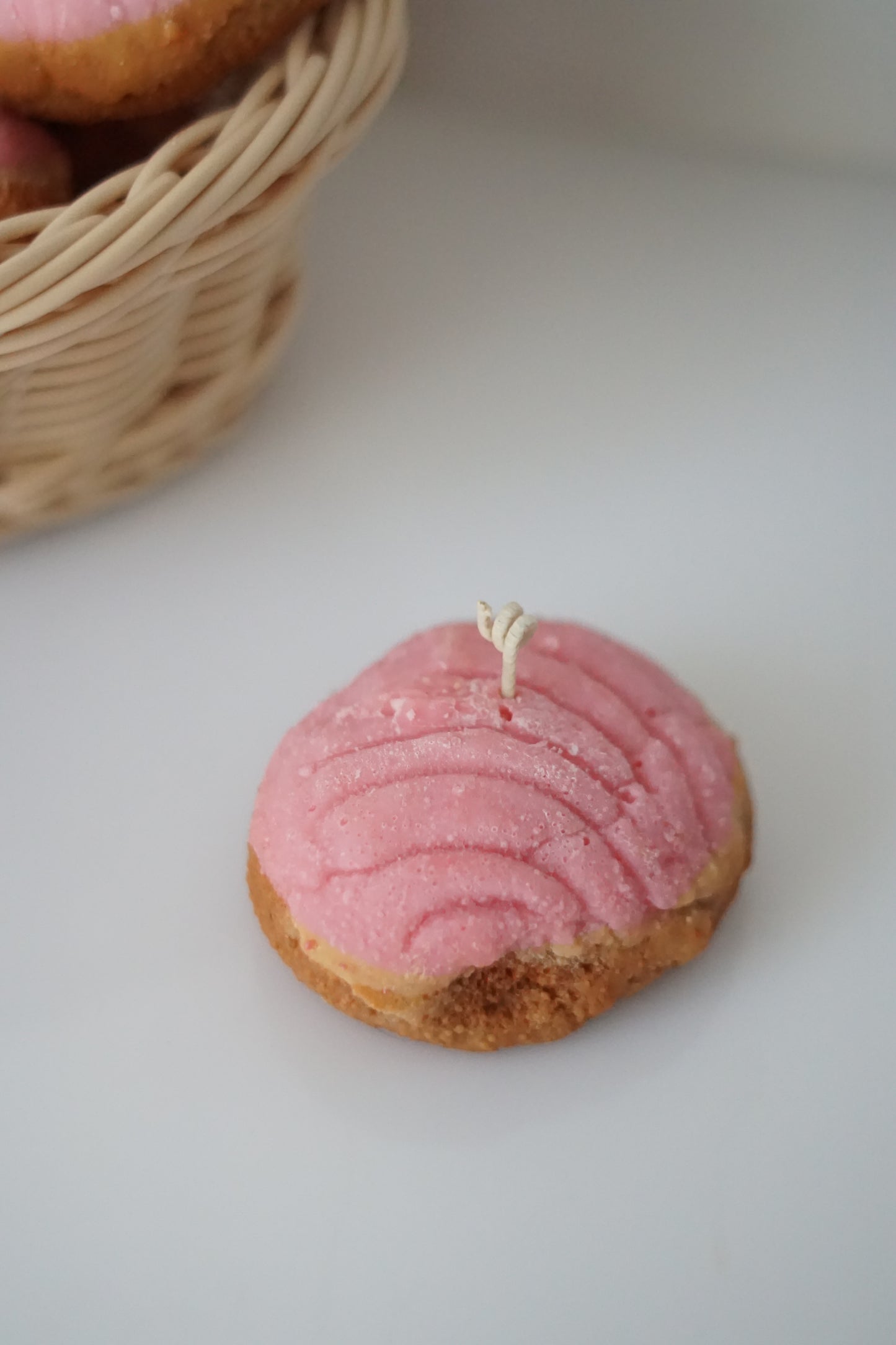 1 “ concha”candle