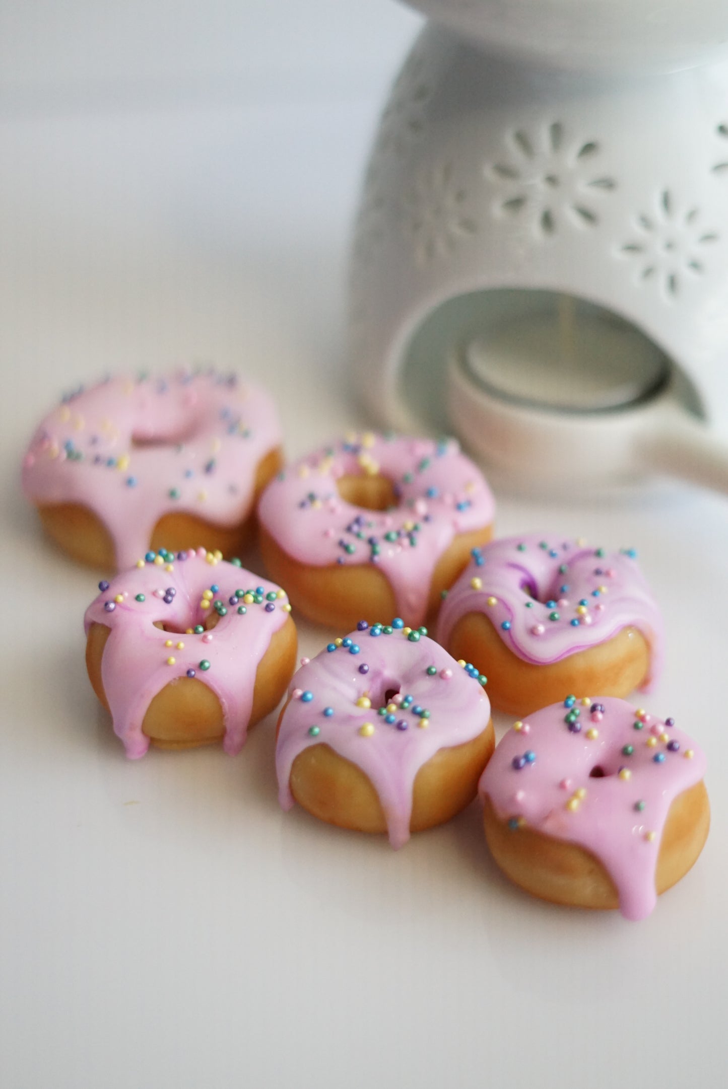 8 donut wax melts