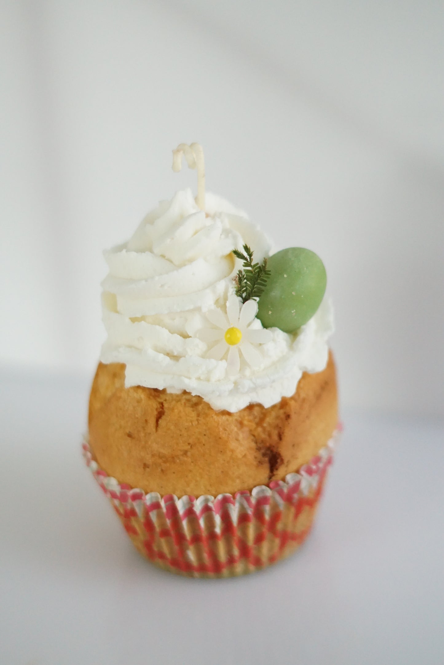 Citrus Baked Cupcake