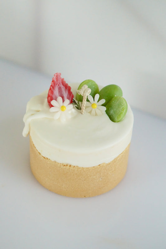 Citrus Mouse Cake Candle