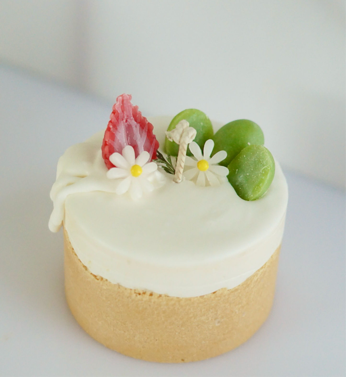 Citrus Mouse Cake Candle